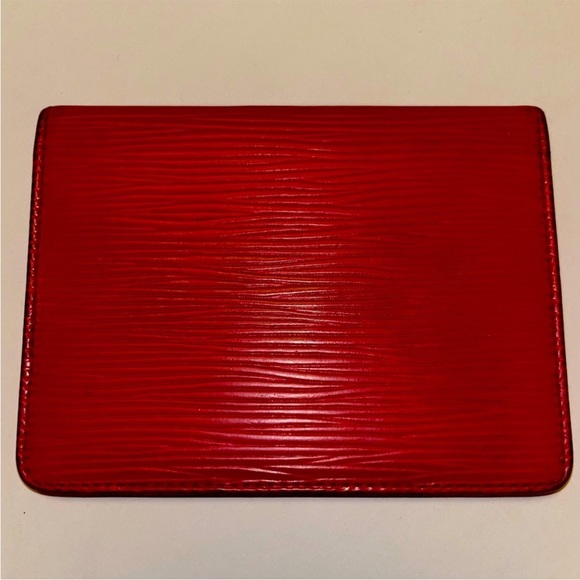 Louis Vuitton Red Epi Leather ID Holder
Card Case AUTHENTIC - Picture 3 of 9